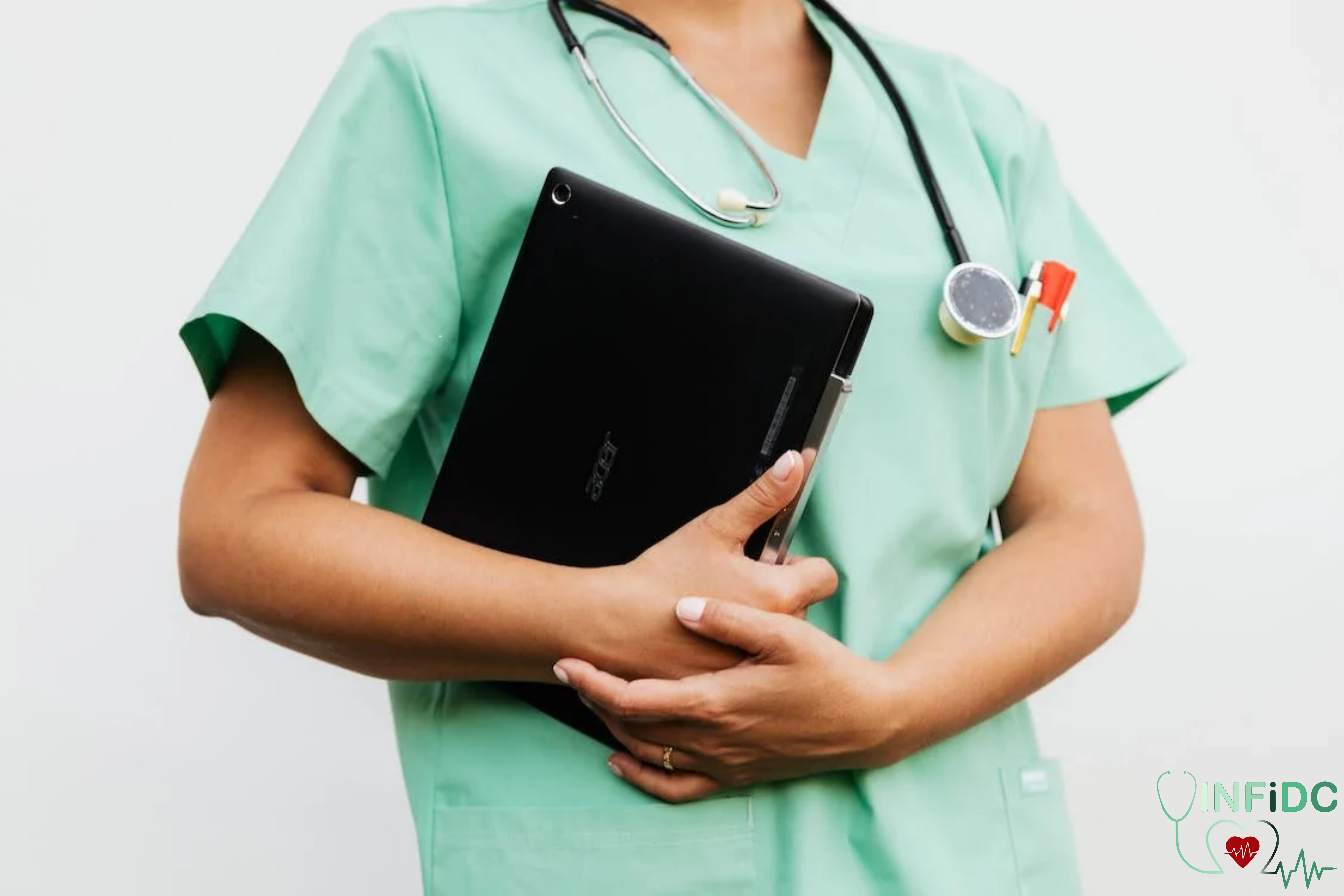 Je vous écoute get a vaccine